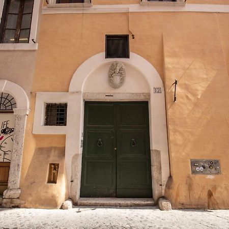 Appartamento Via Del Monte Della Farina Rome Exterior photo